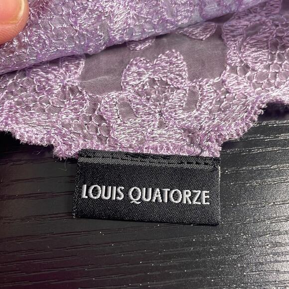 Vintage Louis Quatorze silk embroidered scarf - Picture 2 of 4